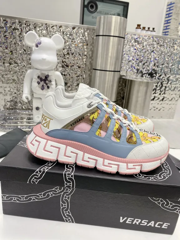 Versace Shoe 